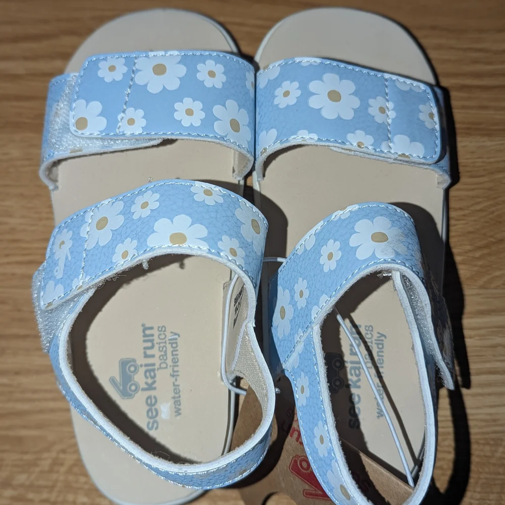 See Kai Run Light Blue Daisy Kids Sandals 7-8 Years Old - Picture 3 of 3